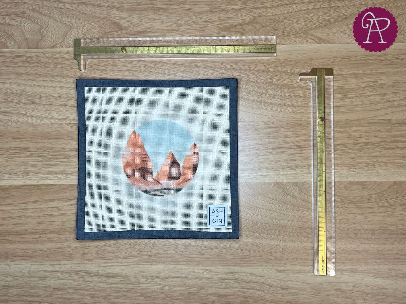 Capitol Reef - Small Round - 18-mesh